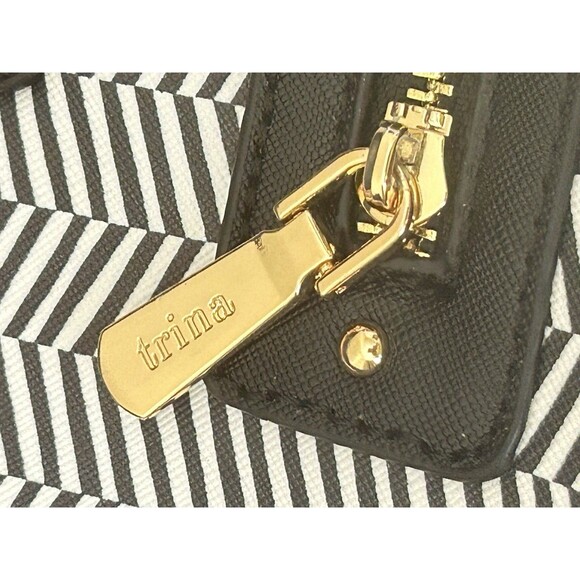 Trina Turk Tote Double Handled Shoulder Strap Black White Zigzag Bag NWT - Picture 8 of 13